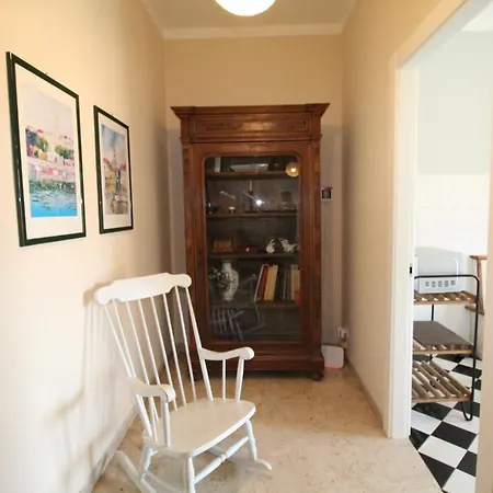 Homes In Genoa - Bella Marina Apartment *